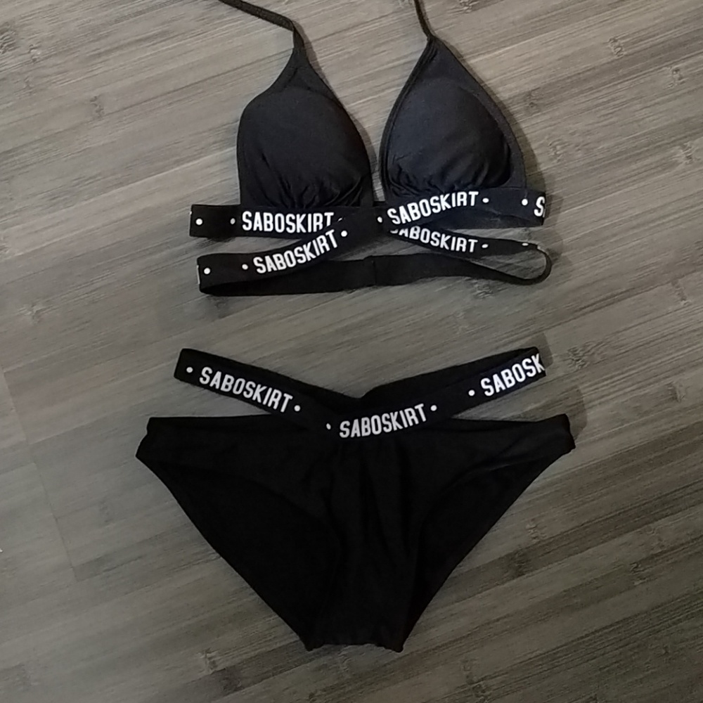 Sabo skirt black bikini set